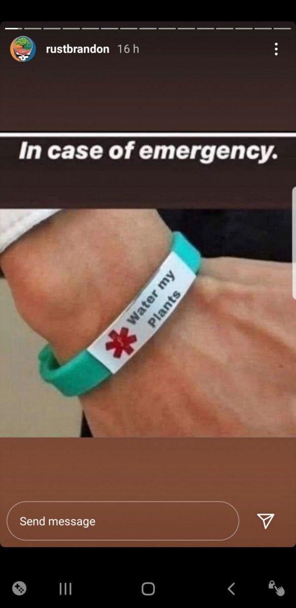 Screenshot_20200926-021307_Instagram