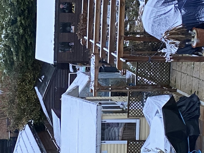 4FE5AAB2-582F-4F0B-88BA-D164F5EA3394