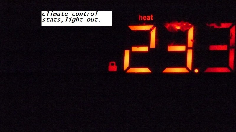 chair diag drobes etc 08 04 23 043