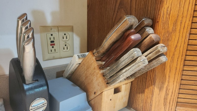 16903952112341287243146489300151