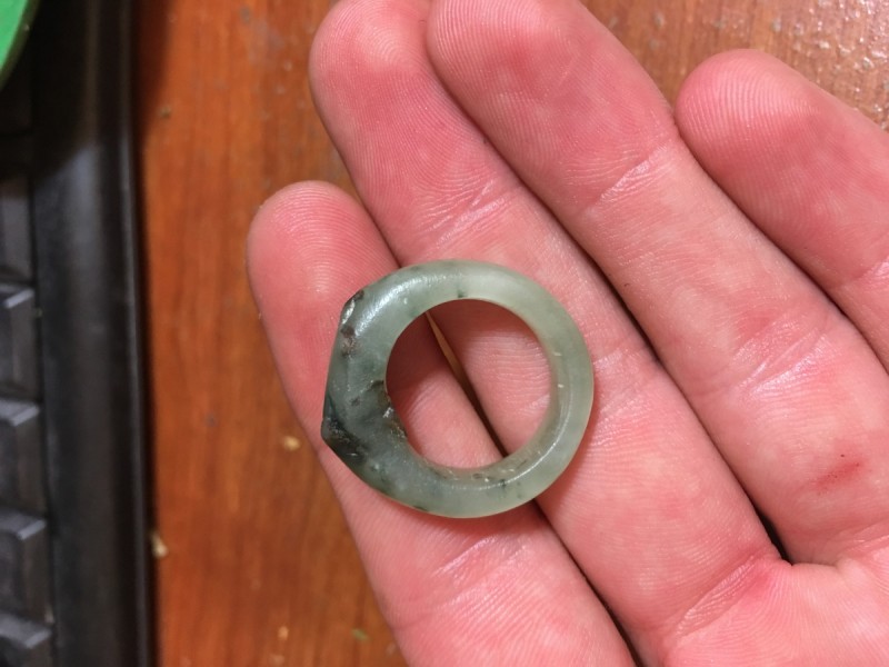 B51BEC3F-219B-4D5E-A063-B80CFE74080D