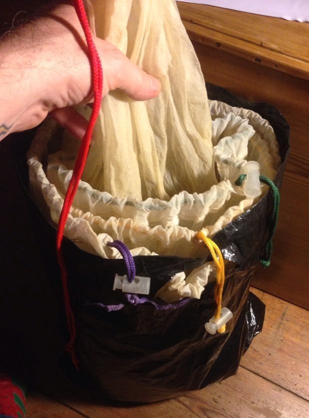 dals dry shake of multi-strain trim