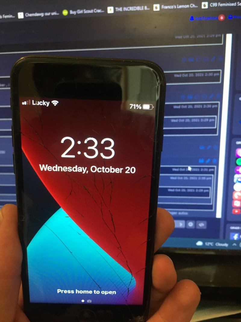 BE8917BB-F6BD-4402-A4C1-73A948771E6A