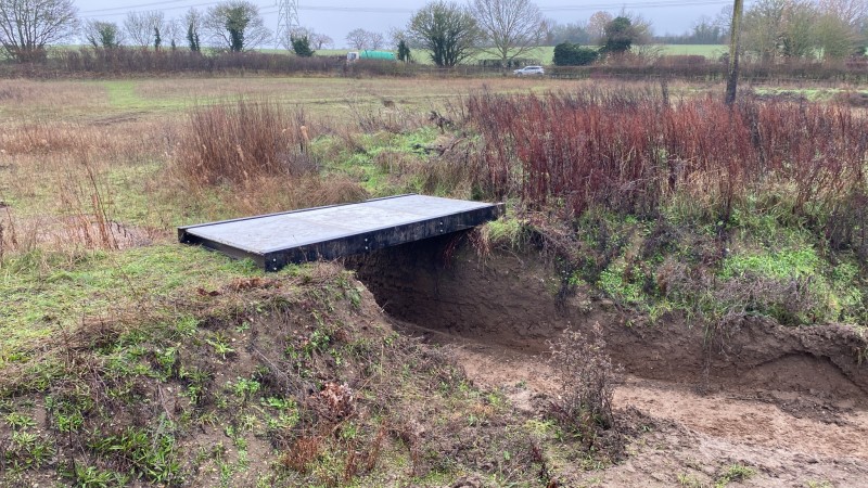 02819D78-7A34-4A0A-A762-BDC610AAA7A0